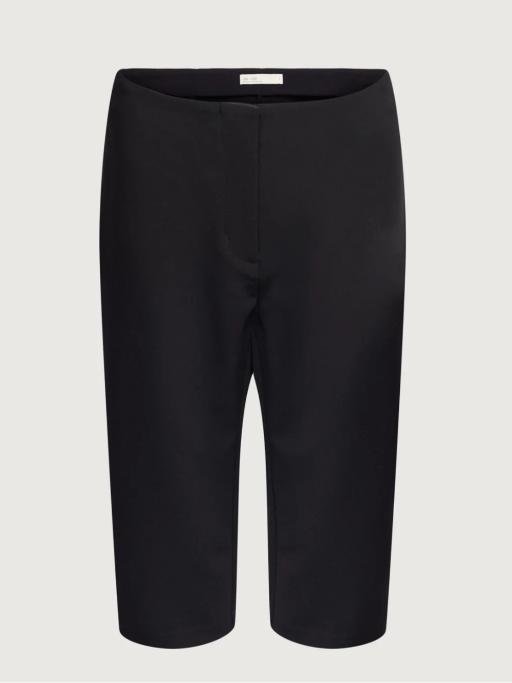 OAK + FORT Low-Rise Black Tailored Capri Pants in Black - 2